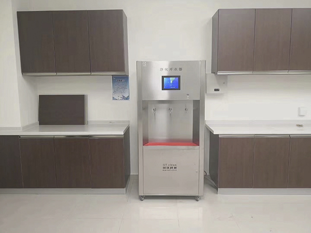 冬天如何有效做好電開(kāi)水器的防護(hù)措施 冬天如何有效做好電開(kāi)水器的防護(hù)措施