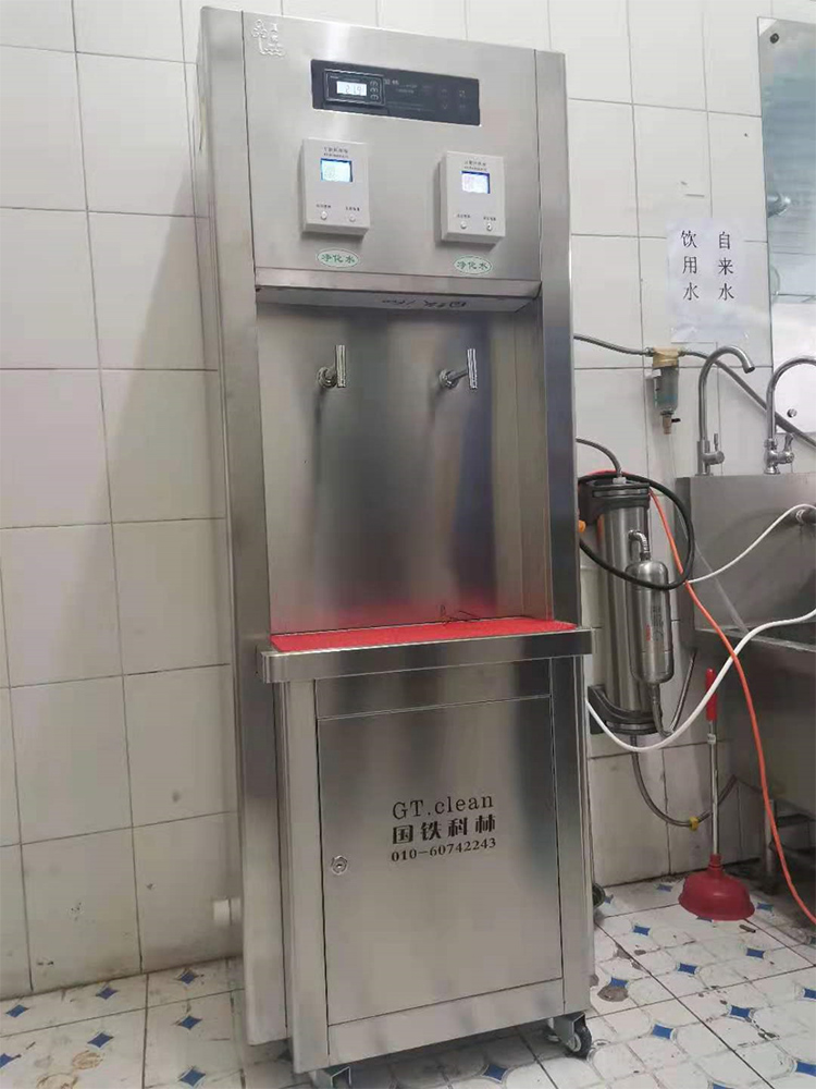 中國政法大學(xué)為師生解決飲水問題，毫不遲疑選擇了國林校園開水器